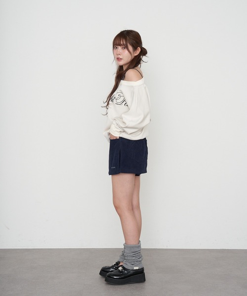 RAY CASSIN（レイカズン）の「コーデュロイピグメントマイクロショーツ（スカート・レディース・ベージュ系その他2/ブラウン/ネイビー・FREE）」の17枚目の写真