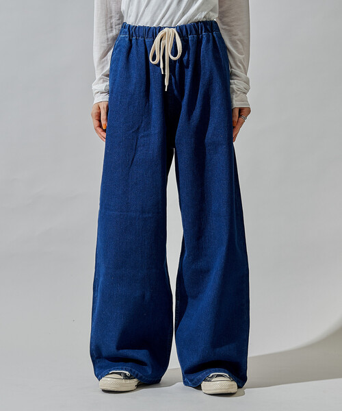 FREAK'S STORE(フリークスストア)の「<低身長サイズあり>裏起毛 ウォッシュ加工 デニム イージーパンツ 限定展開(デニムパンツ・レディース・ネイビー/ターコイズブルー/ブルー・X-SMALL/SMALL/MEDIUM)」の14枚目の写真