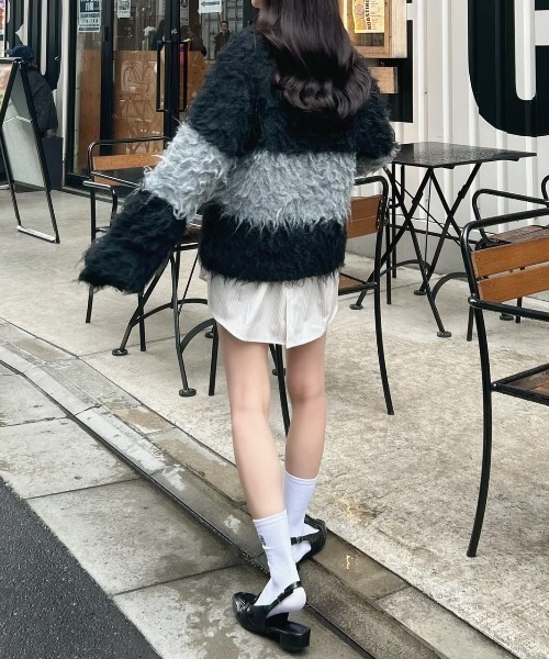 nemne store(ネンネストア)の「たっぷりシャギーカラーブロックカーデ(カーディガン/ボレロ・レディース・ダークブラウン系/ブラック系/グレー系/ピンク系・フリー)」の6枚目の写真