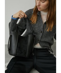 uyu.（ウユ）の「切り替えデザインハンドバッグ（ハンドバッグ）」