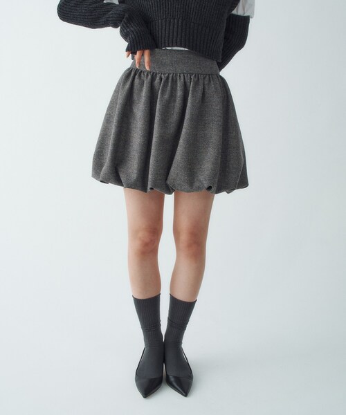 CODE A（コードエー）の「tweed balloon mini skirt（スカート・レディース・ライトグレー系3/ネイビー系3・00）」の5枚目の写真