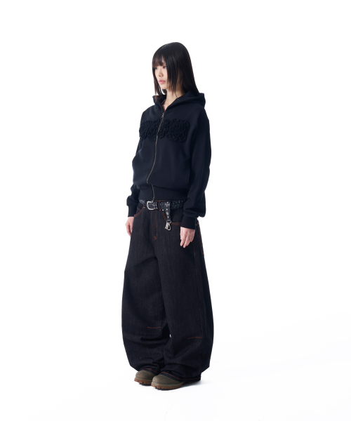 AAKAM(アーカム)の「Flowers Zip-Up Hoodie (Black)(パーカー・レディース・その他・1/2)」の6枚目の写真