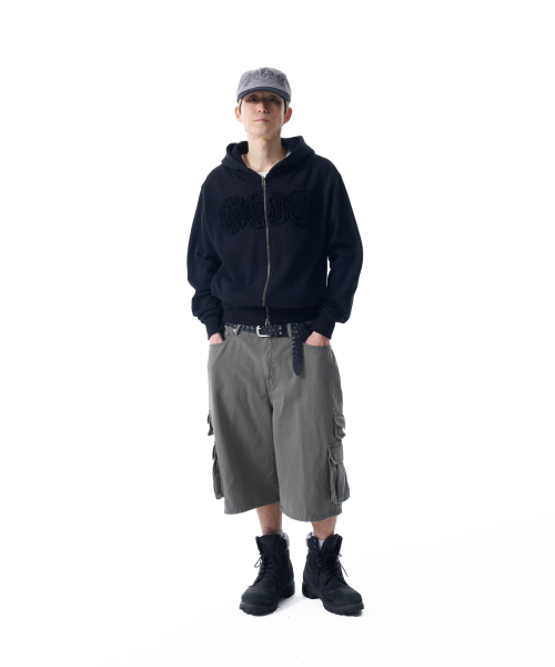AAKAM(アーカム)の「Flowers Zip-Up Hoodie (Black)(パーカー・レディース・その他・1/2)」の11枚目の写真