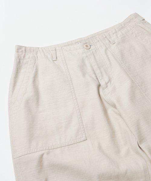 FRIZMWORKS(フリズムワークス)の「BACKSATIN FATIGUE PANTS _ CREAM(その他パンツ・メンズ・その他・LARGE/X-LARGE/SMALL/MEDIUM)」の4枚目の写真