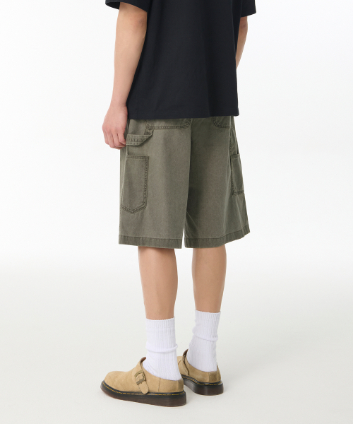 MUSINSA STANDARD（ムシンサスタンダード）の「ピグメントカーペンターバミューダパンツ [ダスティカーキ]（その他パンツ・メンズ・その他・28/29/36/34/32/30/31/33/26/27/40/38/42）」の4枚目の写真
