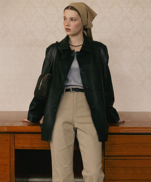 TTUDEMENT（トュードメント）の「COTTON FLARED PANTS_BEIGE（その他パンツ・レディース・その他・LARGE/SMALL/MEDIUM）」の3枚目の写真