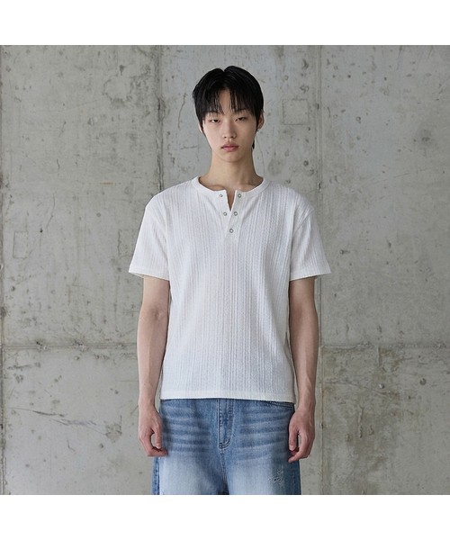 P.IN.O(ピインオ)の「サマーリブヘンリーネックショートスリーブ(Tシャツ/カットソー・メンズ・グレー系/アイボリー/ブラック/ブラウン/ネイビー/ライトベージュ・MEDIUM/LARGE)」の2枚目の写真