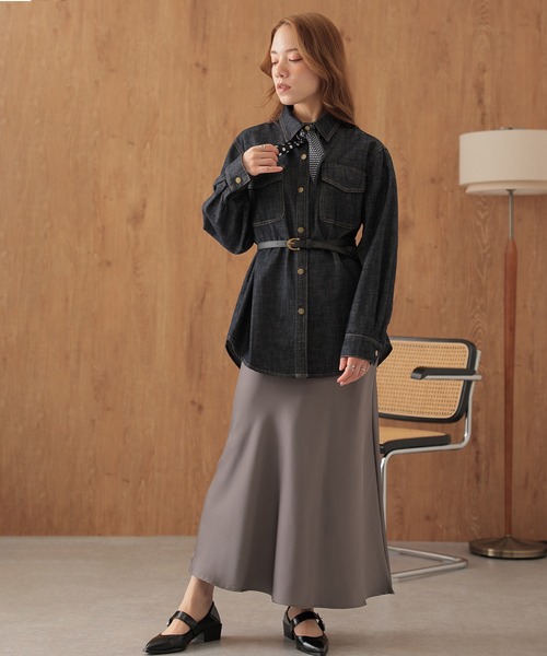 SUWDEE(スーディー)の「scarf double pocket denim shirt(シャツ/ブラウス・レディース・ネイビー・FREE)」の2枚目の写真