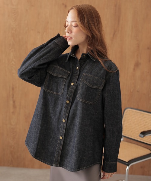 SUWDEE(スーディー)の「scarf double pocket denim shirt(シャツ/ブラウス・レディース・ネイビー・FREE)」の4枚目の写真
