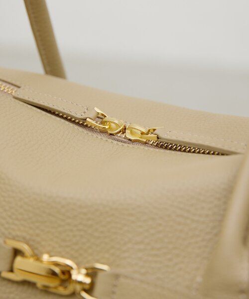 GALLARDAGALANTE（ガリャルダガランテ）の「【2.718】バックルボストンバッグ（ボストンバッグ・レディース・ベージュ/オフホワイト・FREE）」の12枚目の写真