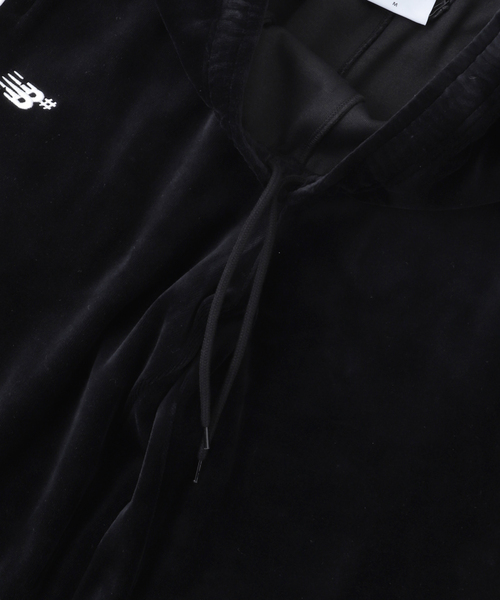 WISM（ウィズム）の「GRAND × NEW BALNCE VELOUR TRACK PANTS（その他パンツ・メンズ・ブラック・SMALL/MEDIUM）」の5枚目の写真