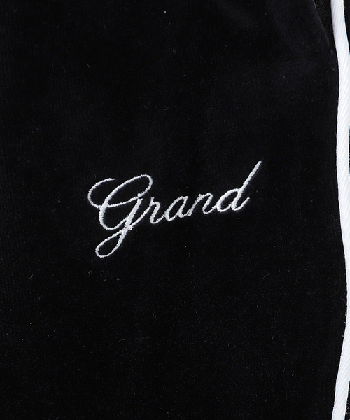 WISM（ウィズム）の「GRAND × NEW BALNCE VELOUR TRACK PANTS（その他パンツ・メンズ・ブラック・SMALL/MEDIUM）」の6枚目の写真