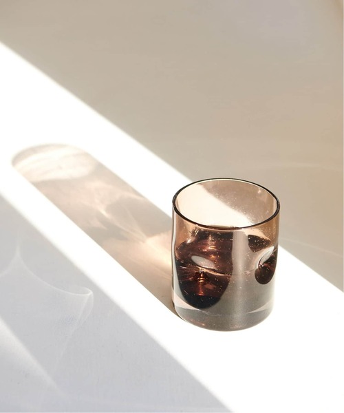 journal standard Furniture （ジャーナルスタンダードファニチャー）の「DENT GLASS S　グラス（食器・レディース・チャコールグレー/ブラウン・FREE）」の2枚目の写真