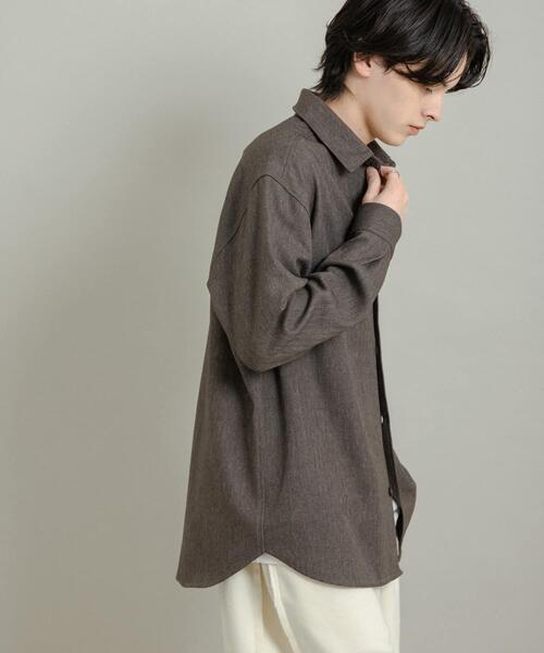 SENSE OF PLACE by URBAN RESEARCH（センスオブプレイスバイアーバンリサーチ）の「『UR TECH』ヘリンボーンレギュラーカラーシャツ（シャツ/ブラウス・メンズ・ライトベージュ/カーキ/ライトブルー/チャコールグレー・MEDIUM/LARGE）」の3枚目の写真