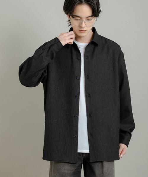 SENSE OF PLACE by URBAN RESEARCH（センスオブプレイスバイアーバンリサーチ）の「『UR TECH』ヘリンボーンレギュラーカラーシャツ（シャツ/ブラウス・メンズ・ライトベージュ/カーキ/ライトブルー/チャコールグレー・MEDIUM/LARGE）」の5枚目の写真