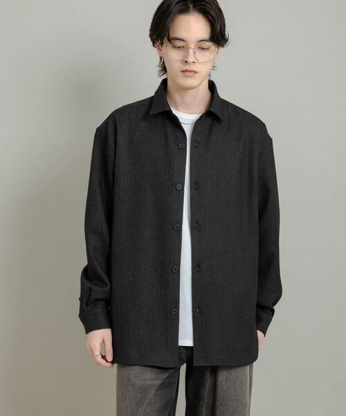 SENSE OF PLACE by URBAN RESEARCH（センスオブプレイスバイアーバンリサーチ）の「『UR TECH』ヘリンボーンレギュラーカラーシャツ（シャツ/ブラウス・メンズ・ライトベージュ/カーキ/ライトブルー/チャコールグレー・MEDIUM/LARGE）」の9枚目の写真