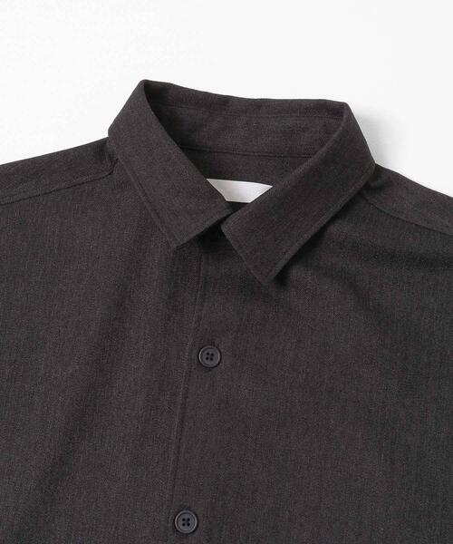 SENSE OF PLACE by URBAN RESEARCH（センスオブプレイスバイアーバンリサーチ）の「『UR TECH』ヘリンボーンレギュラーカラーシャツ（シャツ/ブラウス・メンズ・ライトベージュ/カーキ/ライトブルー/チャコールグレー・MEDIUM/LARGE）」の13枚目の写真