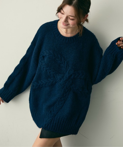 リボンケーブルニット　ネイビー ジプソフィア Lunea（ルネア）の「リボンジャガードケーブルニット（ニット/セーター