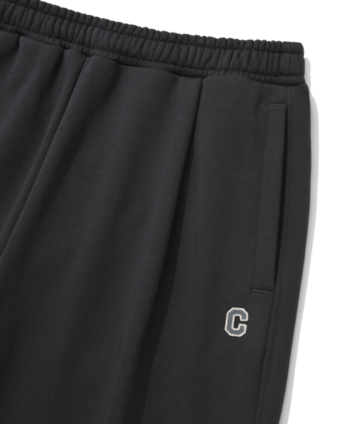 COVERNAT(カバーナット)の「ワンタックセミワイドフィットスウェットパンツチャコール(スウェットパンツ・レディース・その他・X-SMALL/SMALL/MEDIUM/LARGE/X-LARGE/XX-LARGE)」の4枚目の写真