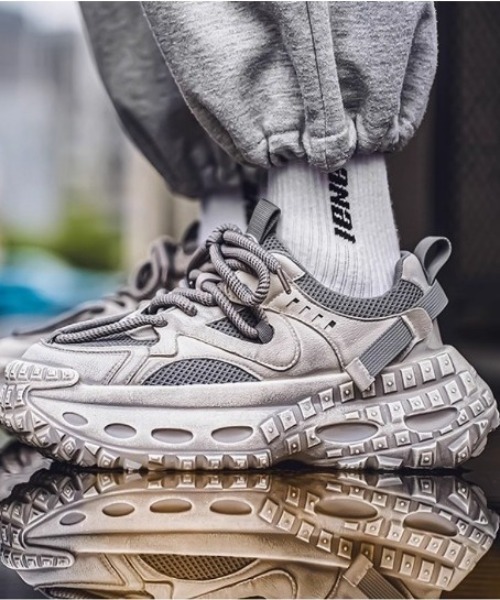 A'GEM9(エージェムナイン)の「A'GEM/9 × .kom 『select/セレクト』CHUNKY TRAIL SNEAKERS/チャンキートレイル厚底スニーカー(スニーカー・メンズ・グレー/ブラック・27/26)」の7枚目の写真