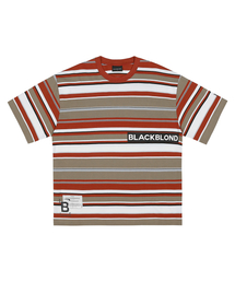 BLACK BLOND（ブラック ブロンド）の「ビビディ マルチストライプパッチロゴ 半袖Tシャツ (レッド)（Tシャツ/カットソー）」