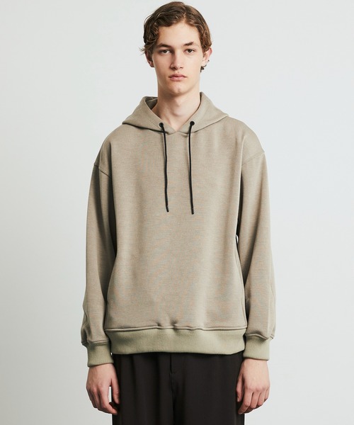 UNITED TOKYO(ユナイテッドトウキョウ)の「Naia Wool Double Knit Hoodie(パーカー・メンズ・ブラック/モカ/オリーブ・1/2)」の7枚目の写真