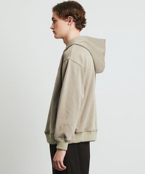 UNITED TOKYO(ユナイテッドトウキョウ)の「Naia Wool Double Knit Hoodie(パーカー・メンズ・ブラック/モカ/オリーブ・1/2)」の8枚目の写真