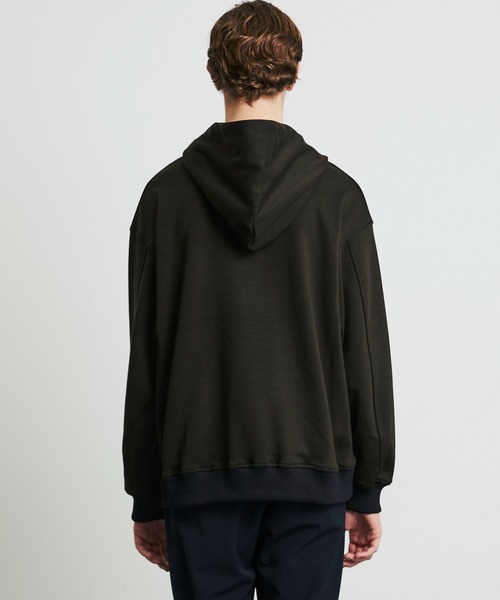UNITED TOKYO(ユナイテッドトウキョウ)の「Naia Wool Double Knit Hoodie(パーカー・メンズ・ブラック/モカ/オリーブ・1/2)」の12枚目の写真