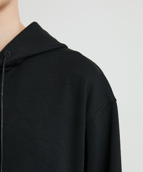 UNITED TOKYO(ユナイテッドトウキョウ)の「Naia Wool Double Knit Hoodie(パーカー・メンズ・ブラック/モカ/オリーブ・1/2)」の18枚目の写真