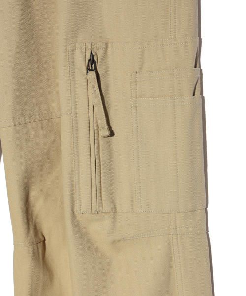 IEY(アイイーワイ)の「DOMINIC CARGO PANTS Beige(その他パンツ・レディース・その他・MEDIUM/LARGE)」の6枚目の写真