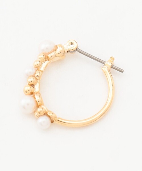 ICB(アイシービー)の「メタルパールコンビピアス(ピアス(両耳用)・レディース・シルバー系/ゴールド系・F)」の8枚目の写真