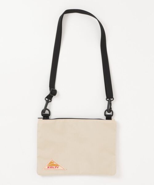 KELTY(ケルティ)の「約109gの軽量設計【KELTY】ES FLAT POUCH S サコッシュ ショルダーバッグ 軽量(ショルダーバッグ・レディース・ホワイト系/マスタード/ネイビー/ベージュ/ブラック系/タン/セージグリーン/アニマル/スカイブルー/オリーブ/ブラウン系/ブラック/レオパード・ONE SIZE)」の6枚目の写真