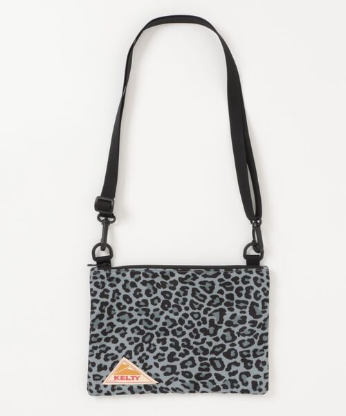 KELTY(ケルティ)の「約109gの軽量設計【KELTY】ES FLAT POUCH S サコッシュ ショルダーバッグ 軽量(ショルダーバッグ・レディース・ホワイト系/マスタード/ネイビー/ベージュ/ブラック系/タン/セージグリーン/アニマル/スカイブルー/オリーブ/ブラウン系/ブラック/レオパード・ONE SIZE)」の13枚目の写真