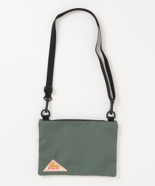KELTY(ケルティ)の「約109gの軽量設計【KELTY】ES FLAT POUCH S サコッシュ ショルダーバッグ 軽量(ショルダーバッグ・レディース・ホワイト系/マスタード/ネイビー/ベージュ/ブラック系/タン/セージグリーン/アニマル/スカイブルー/オリーブ/ブラウン系/ブラック/レオパード・ONE SIZE)」の9枚目の写真