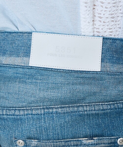 5351 POUR LES HOMMES(ゴーサンゴーイチプールオム)の「【プリント】フレア デニム パンツ(デニムパンツ・メンズ・インディゴブルー/グレー/カーキ・44/46/48/50)」の19枚目の写真