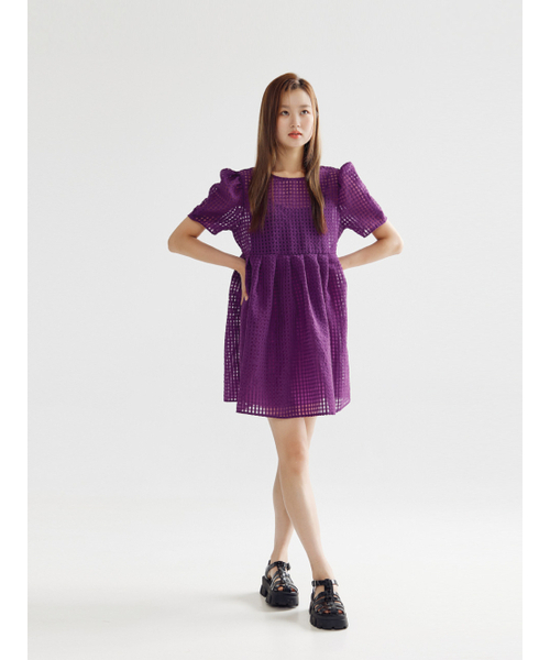 BOMNAL BOUTIQUE(ボムナルブティック)の「チェックボリュームミニドレス_ディープパープル(ワンピース・レディース・その他・SMALL/MEDIUM)」の2枚目の写真