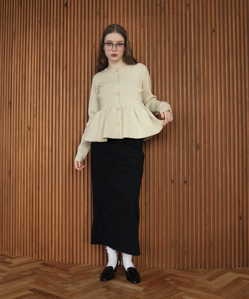 Mili affinity（ミリアフィニティー）の「ウエスト切替ペプラムフレアニットカーディガン（ニット/セーター・レディース・チャコールグレー/アイボリー/ブラック・FREE）」の21枚目の写真