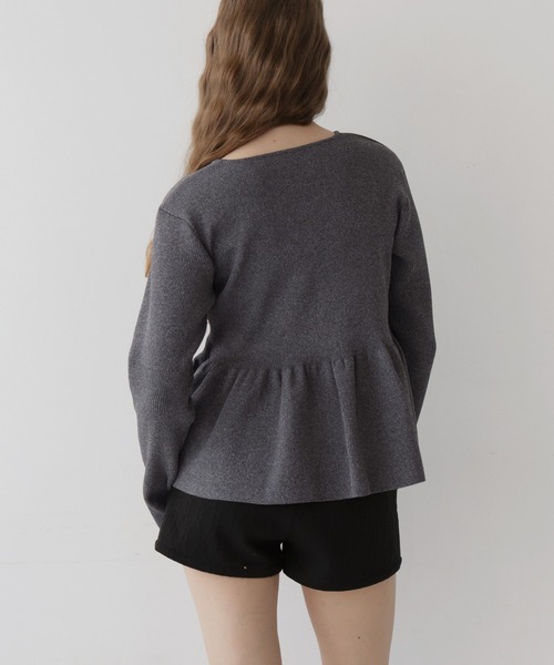 Mili affinity（ミリアフィニティー）の「ウエスト切替ペプラムフレアニットカーディガン（ニット/セーター・レディース・チャコールグレー/アイボリー/ブラック・FREE）」の10枚目の写真