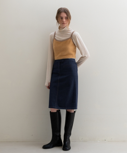 UNNOUT(アナウト)の「FUR BUSTIER PEACH BEIGE(Tシャツ/カットソー・レディース・その他・ONE SIZE)」の3枚目の写真
