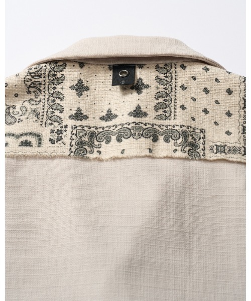 wjk(ダヴルジェイケイ)の「bandana print panel open shirt(シャツ/ブラウス・メンズ・チャコールグレー/ベージュ/ネイビー・SMALL/MEDIUM/LARGE/X-LARGE)」の5枚目の写真