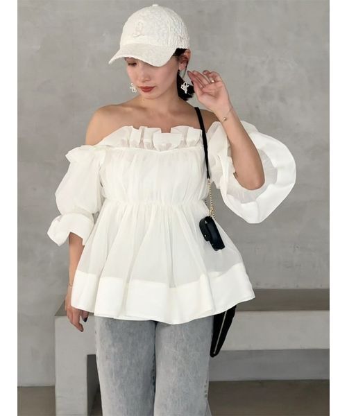 SNIDEL（スナイデル）の「ボリュームギャザーフリルチュニック（その他トップス・レディース・ホワイト/ブラック/オレンジ/ドット・F）」の19枚目の写真