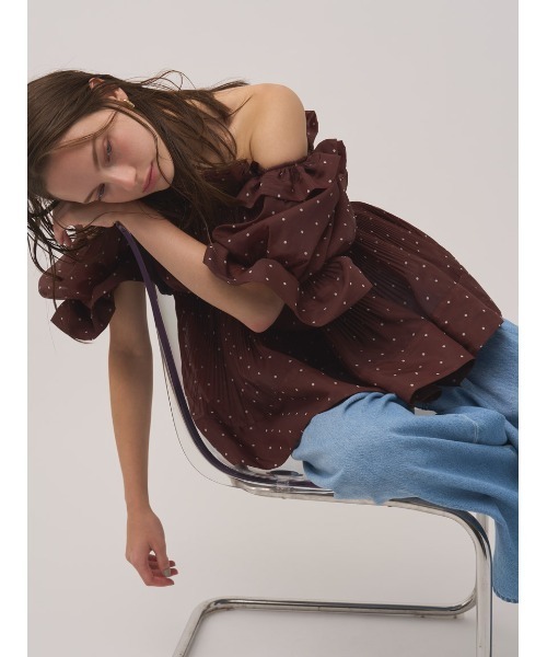 SNIDEL（スナイデル）の「ボリュームギャザーフリルチュニック（その他トップス・レディース・ホワイト/ブラック/オレンジ/ドット・F）」の9枚目の写真