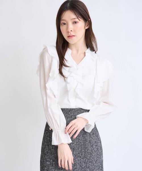 NOELA(ノエラ)の「フリルスキッパーブラウス(シャツ/ブラウス・レディース・ベージュ/オフホワイト/イエロー・フリー)」の2枚目の写真