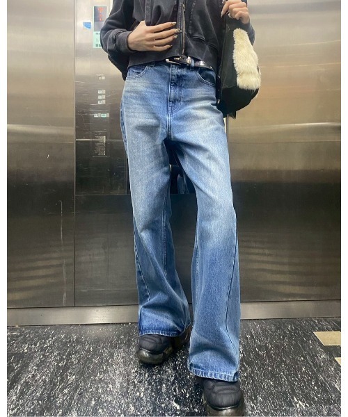 LE CIEL BLEU(ルシェルブルー)の「ミッドライズブーツカットジーンズ / Mid-Rise Bootcut Jeans(その他パンツ・レディース・グレー/ブルー・34/36/38)」の6枚目の写真