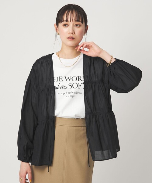 green label relaxing(グリーンレーベルリラクシング)の「全方位映えギャザーブラウス(シャツ/ブラウス・レディース・ブラック/ホワイト/ブラウン/イエロー・FREE)」の3枚目の写真