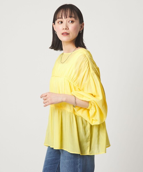 green label relaxing(グリーンレーベルリラクシング)の「全方位映えギャザーブラウス(シャツ/ブラウス・レディース・ブラック/ホワイト/ブラウン/イエロー・FREE)」の11枚目の写真