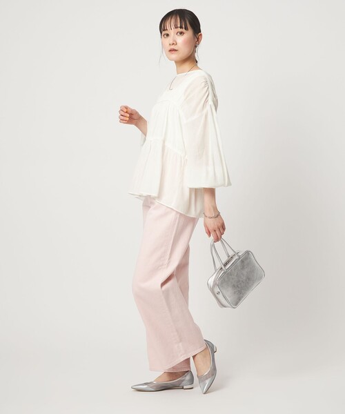 green label relaxing(グリーンレーベルリラクシング)の「全方位映えギャザーブラウス(シャツ/ブラウス・レディース・ブラック/ホワイト/ブラウン/イエロー・FREE)」の14枚目の写真