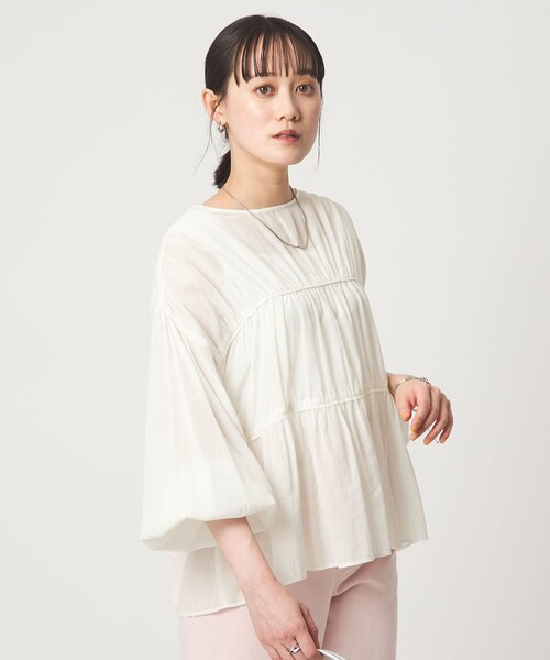 green label relaxing(グリーンレーベルリラクシング)の「全方位映えギャザーブラウス(シャツ/ブラウス・レディース・ブラック/ホワイト/ブラウン/イエロー・FREE)」の18枚目の写真