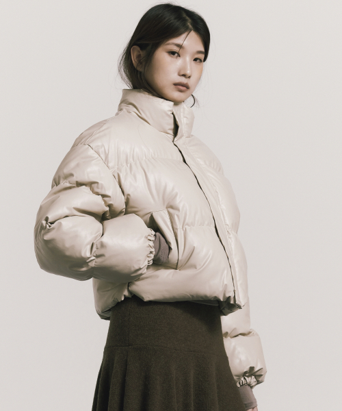 NICK&NICOLE(ニックアンドニコール)の「PREMIUM VEGAN LEATHER CROP PADDING_BLACK(ダウンジャケット/コート・レディース・その他・FREE)」の3枚目の写真