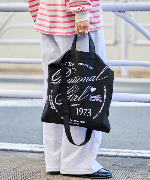 OUTDOOR PRODUCTS(アウトドアプロダクツ)の「WEB・横浜店限定カラーあり Rational Girl ナイロン2WAYトート(クラッチバッグ・レディース・タン/グリーン/ブルー系その他/ブラウン/ブラック・FREE)」の8枚目の写真